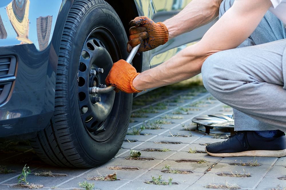 Emergency Mobile Tyre Fitting